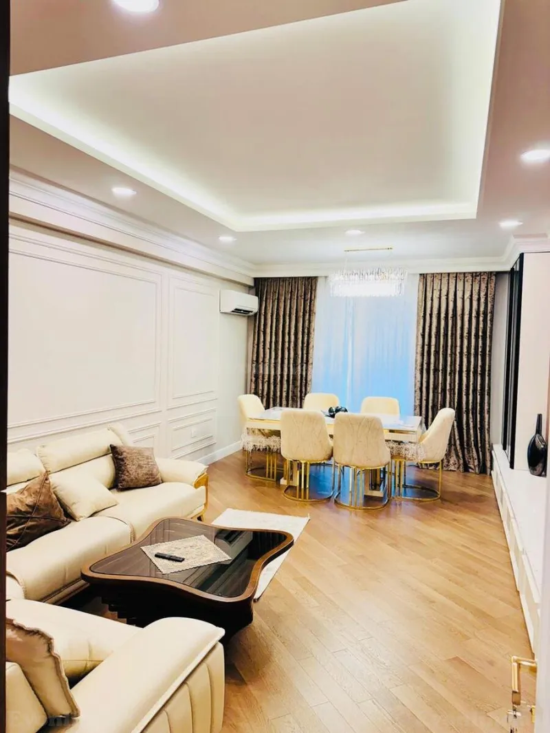 Kirayə verilir 3 otaqlı Mənzil Yeni tikili 145 m² Xətai m. - şəkil 6