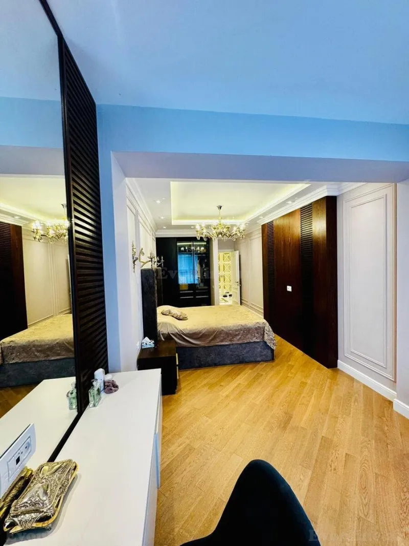 Kirayə verilir 3 otaqlı Mənzil Yeni tikili 145 m² Xətai m. - şəkil 8