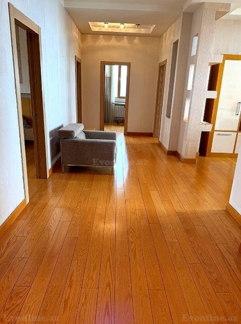 Kirayə verilir 4 otaqlı Mənzil Yeni tikili 175 m² Sahil m. - şəkil 4
