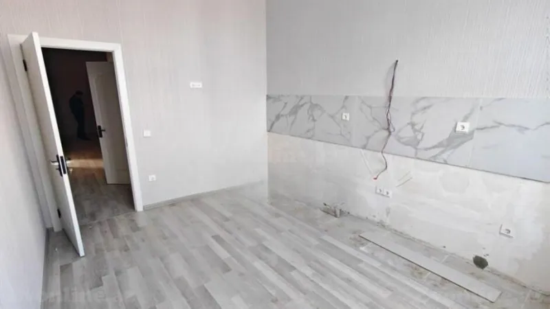 Satılır 2 otaqlı Mənzil Yeni tikili 85 m² Memar Əcəmi m. - şəkil 8