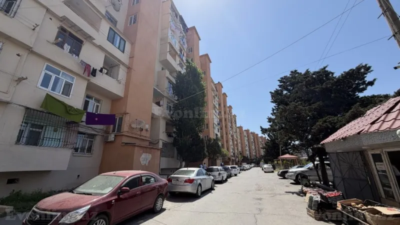 Satılır 2 otaqlı Mənzil Köhnə tikili 60 m² Həzi Aslanov m. - şəkil 2