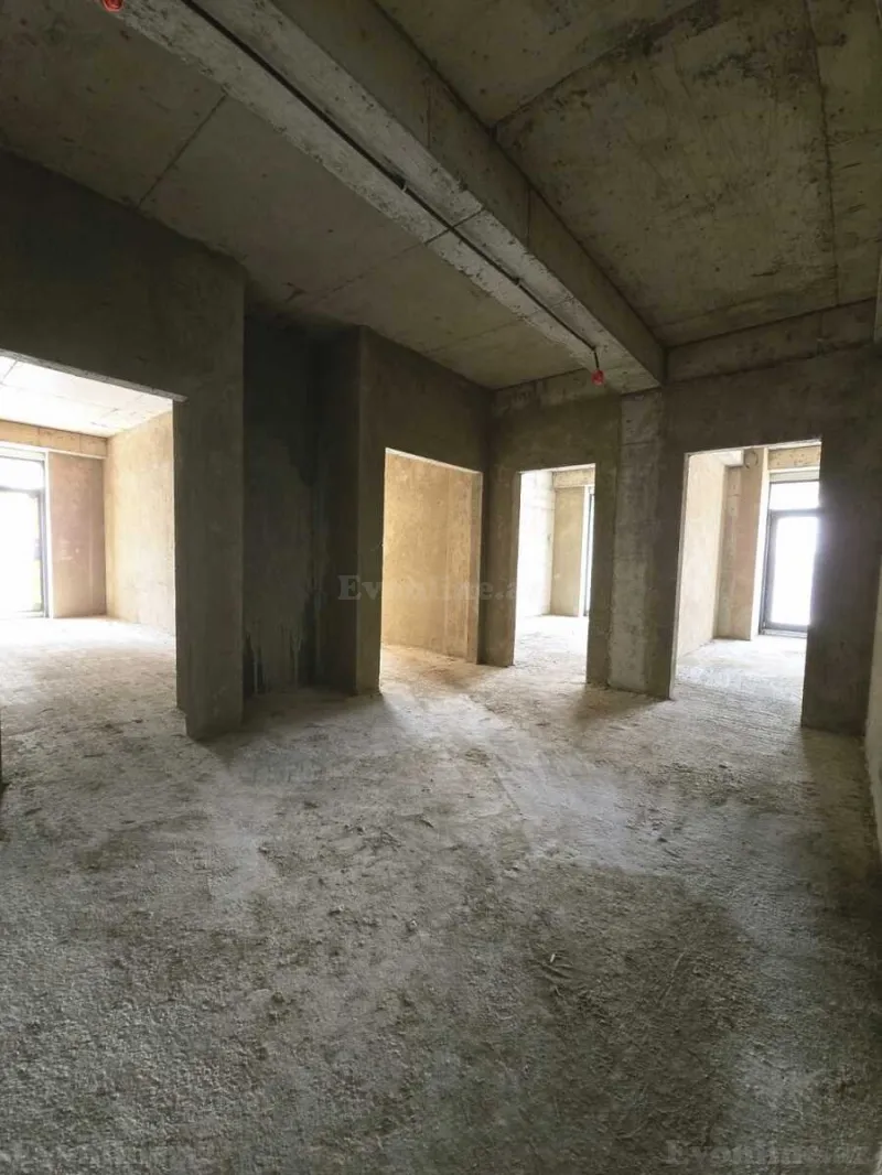 Satılır 3 otaqlı Mənzil Yeni tikili 180 m² Xətai r. - şəkil 2