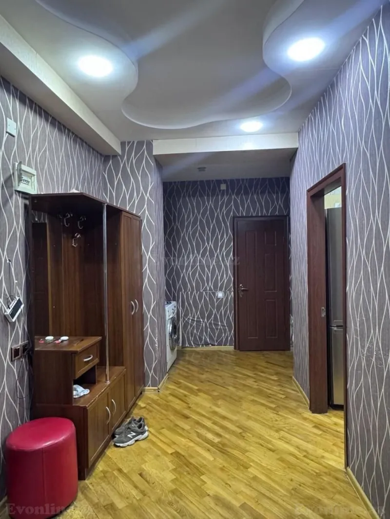 Kirayə verilir 3 otaqlı Mənzil Yeni tikili 94 m² Yasamal - şəkil 2