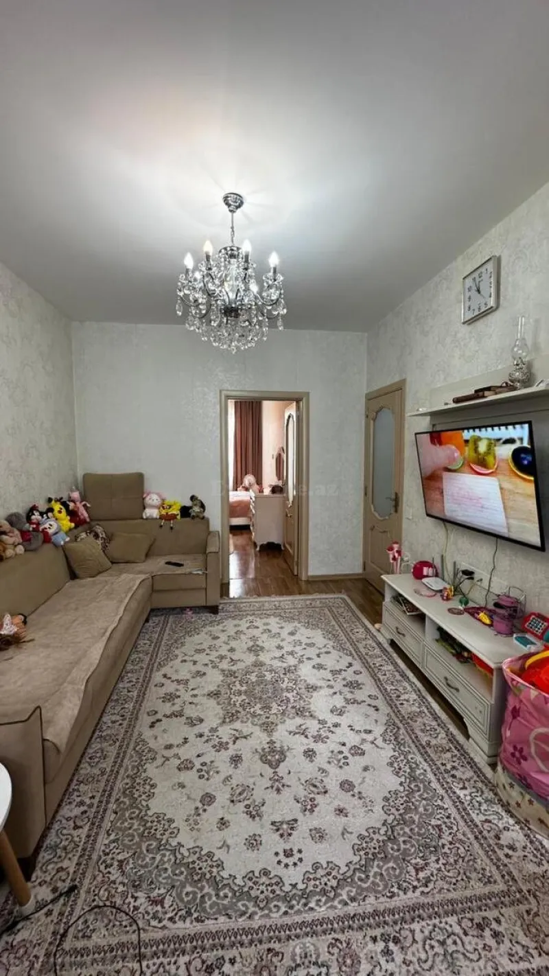 2 otaqlı Mənzil 52 m² 5-ci mikrorayon Satılır