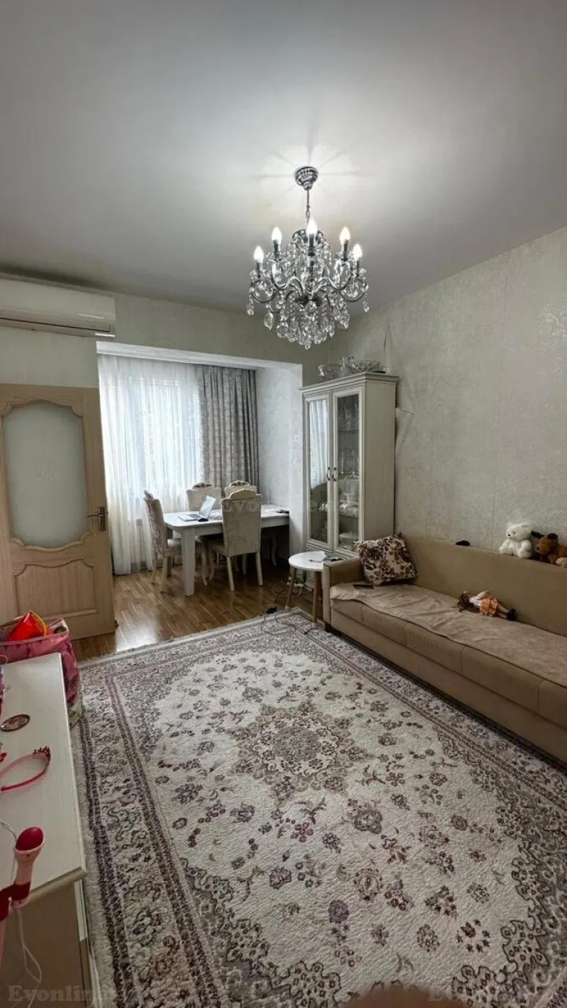 Satılır 2 otaqlı Mənzil Köhnə tikili 52 m² 5-ci mikrorayon - şəkil 2