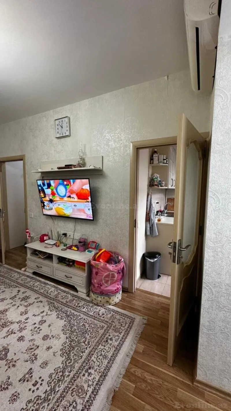 Satılır 2 otaqlı Mənzil Köhnə tikili 52 m² 5-ci mikrorayon - şəkil 3