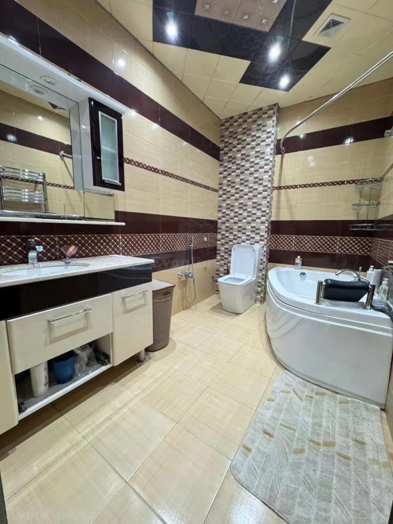 Satılır 4 otaqlı Mənzil Yeni tikili 187 m² Xətai m. - şəkil 14
