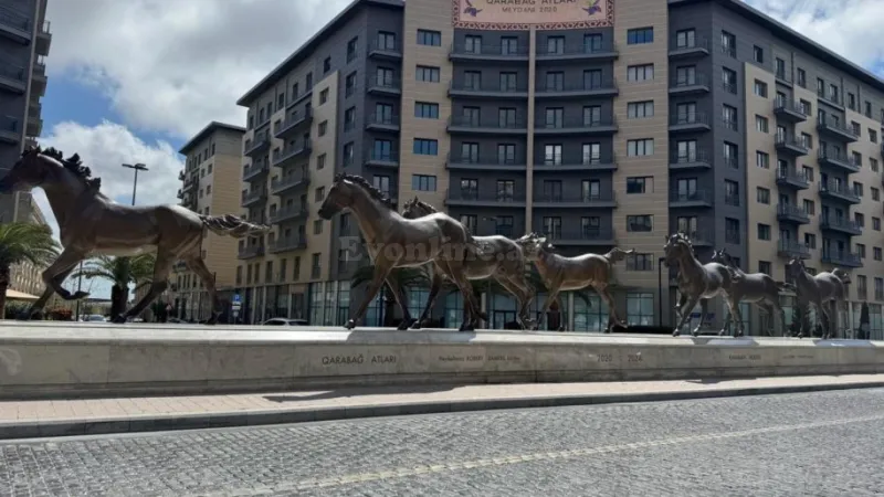 4 otaqlı Mənzil 245 m² Xətai r. Satılır