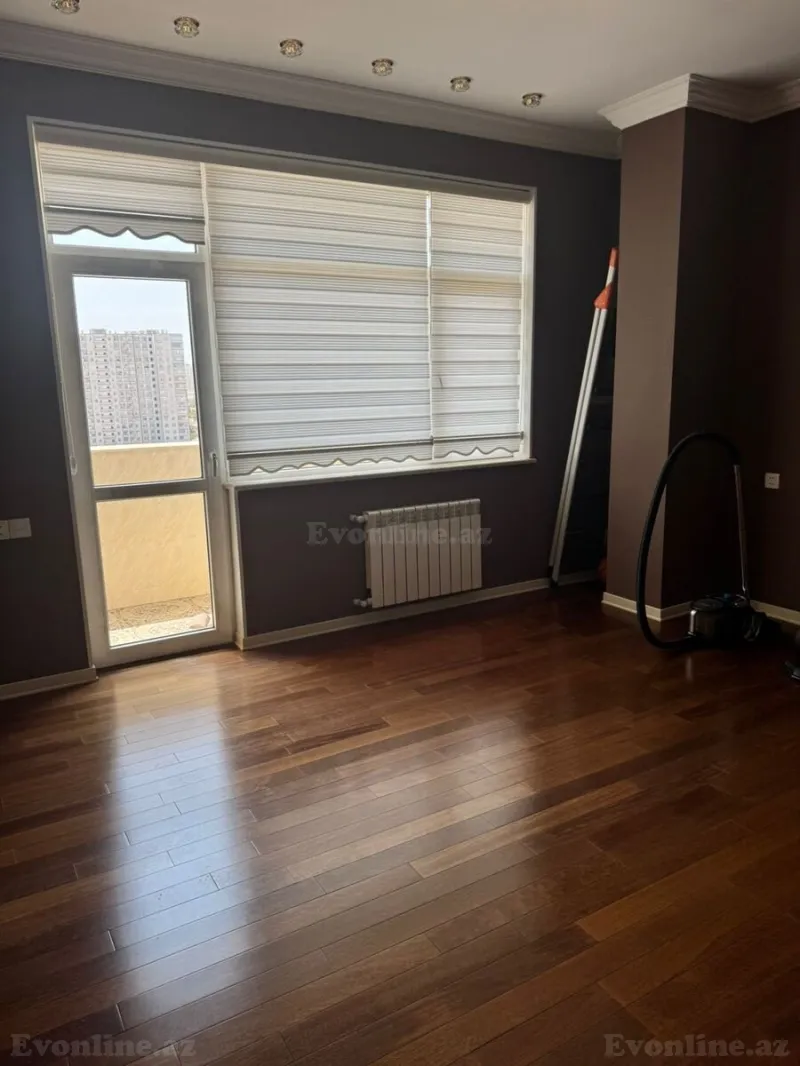 Satılır 6 otaqlı Mənzil Yeni tikili 350 m² 8 Noyabr m. - şəkil 7