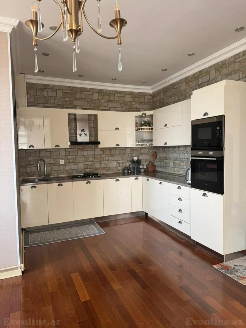 Satılır 6 otaqlı Mənzil Yeni tikili 350 m² 8 Noyabr m. - şəkil 9