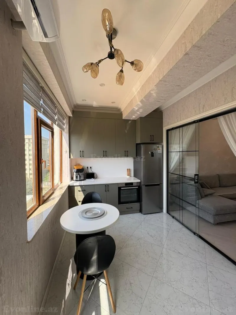 Satılır 3 otaqlı Mənzil Yeni tikili 90 m² İnşaatçılar m. - şəkil 10
