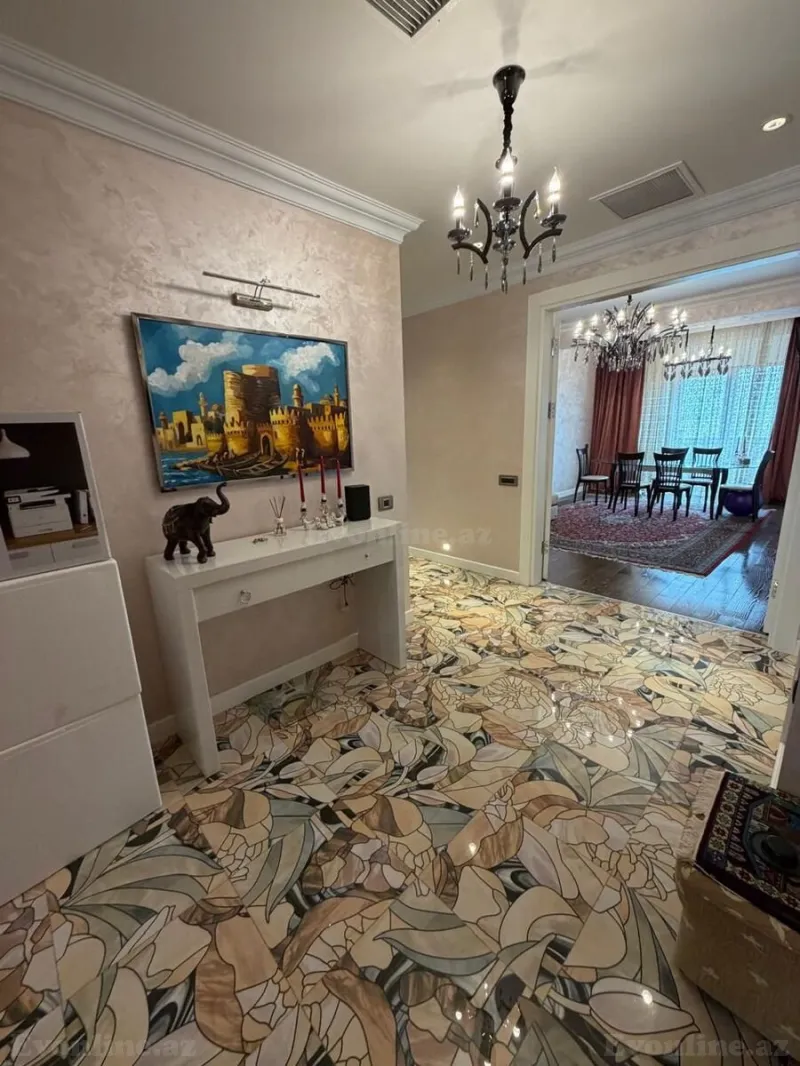 Kirayə verilir 3 otaqlı Mənzil Yeni tikili 150 m² Nərimanov r. - şəkil 5