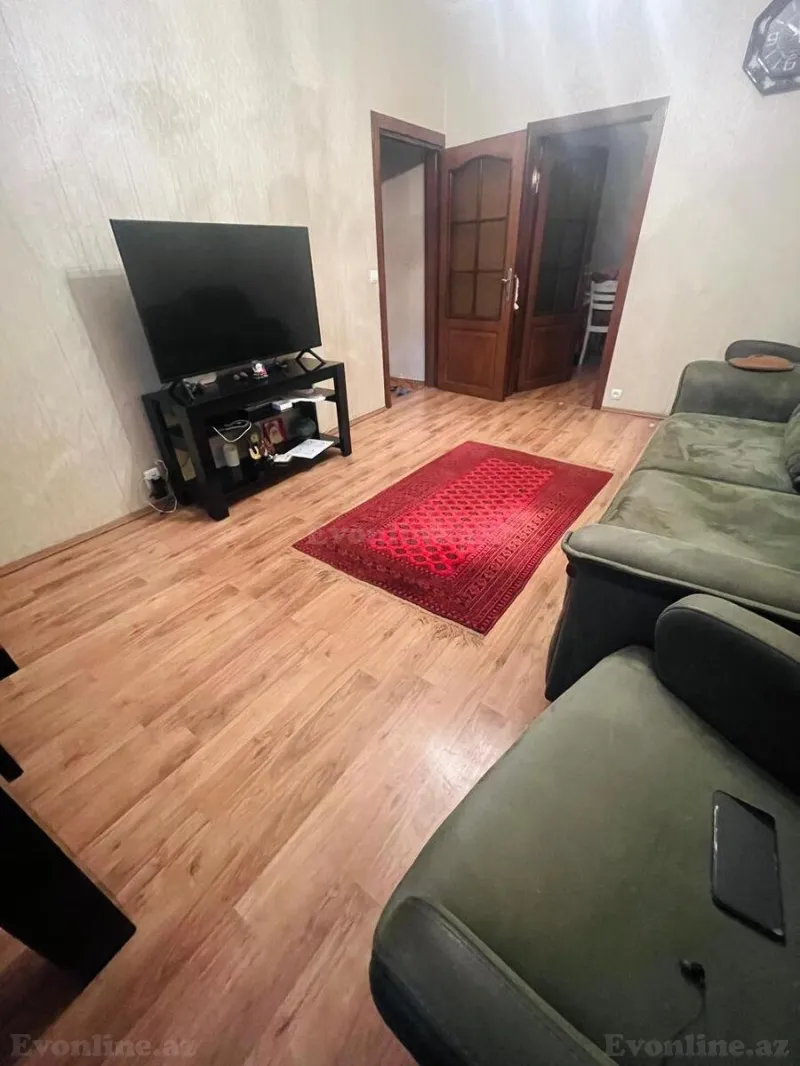 Satılır 2 otaqlı Mənzil Köhnə tikili 36 m² 1-ci mikrorayon - şəkil 2