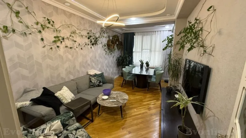 3 otaqlı Mənzil 104.5 m² 3-cü mikrorayon Satılır