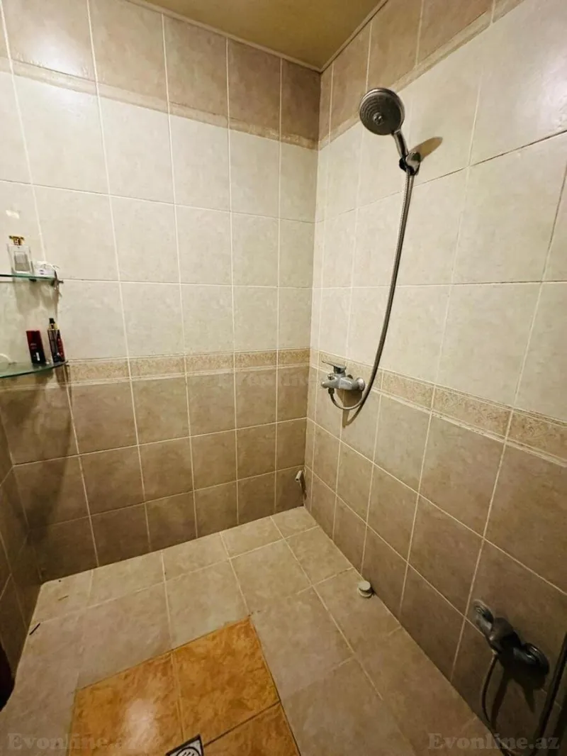 Kirayə verilir 2 otaqlı Mənzil Köhnə tikili 60 m² Nəriman Nərimanov m. - şəkil 5
