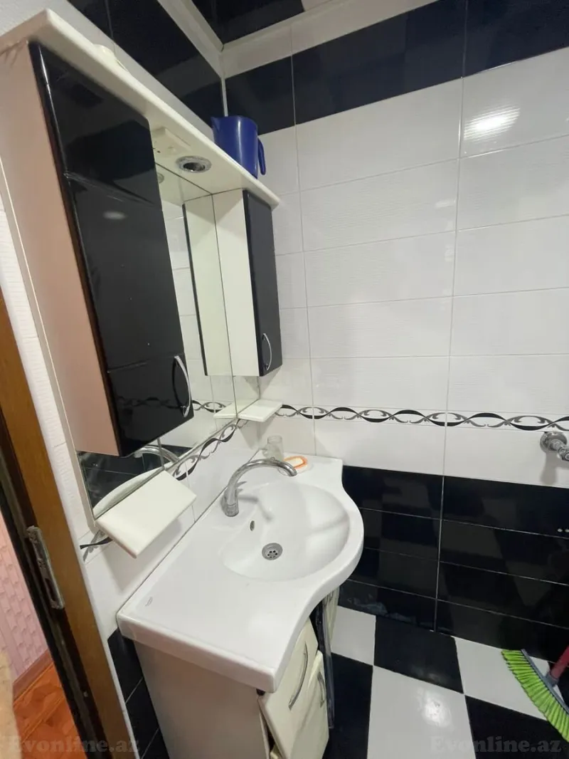 Kirayə verilir 3 otaqlı Mənzil Köhnə tikili 70 m² Yasamal - şəkil 10