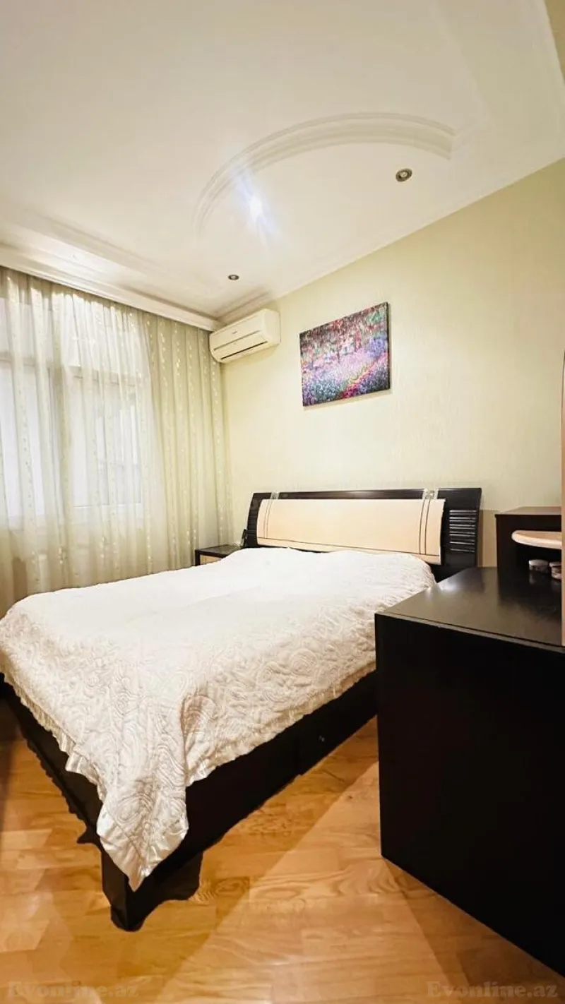 Satılır 2 otaqlı Mənzil Yeni tikili 72 m² Nəsimi r. - şəkil 5