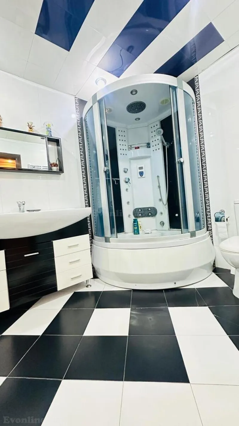 Satılır 2 otaqlı Mənzil Yeni tikili 72 m² Nəsimi r. - şəkil 10