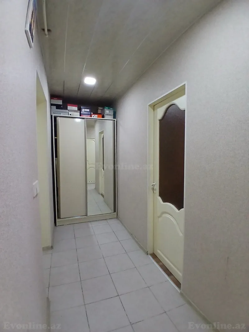 Satılır 2 otaqlı Mənzil Köhnə tikili 70 m² Elmlər Akademiyası m. - şəkil 7