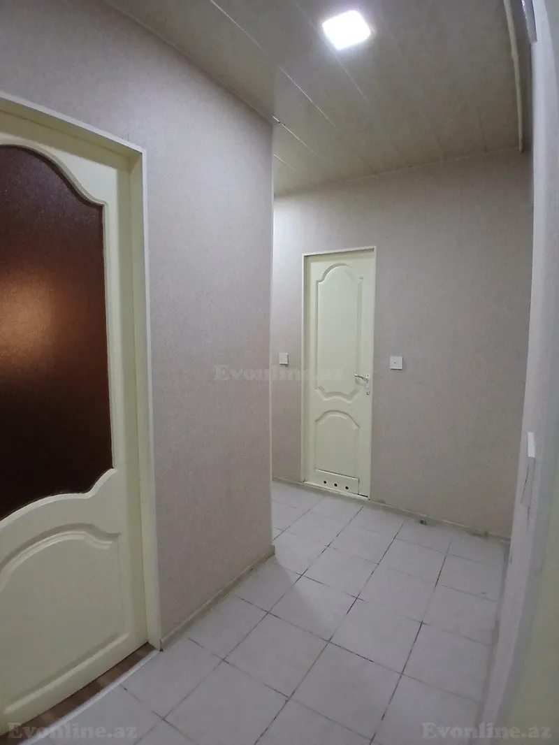 Satılır 2 otaqlı Mənzil Köhnə tikili 70 m² Elmlər Akademiyası m. - şəkil 9