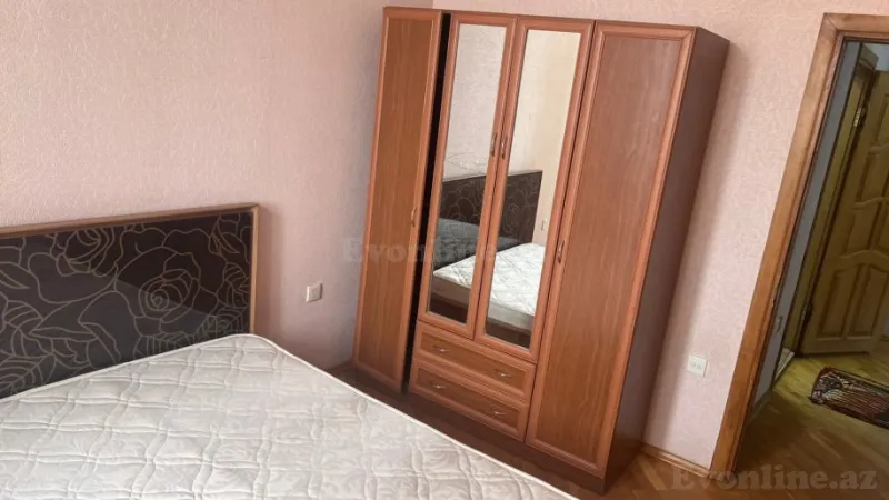 Kirayə verilir 2 otaqlı Mənzil Yeni tikili 75 m² İnşaatçılar m. - şəkil 4