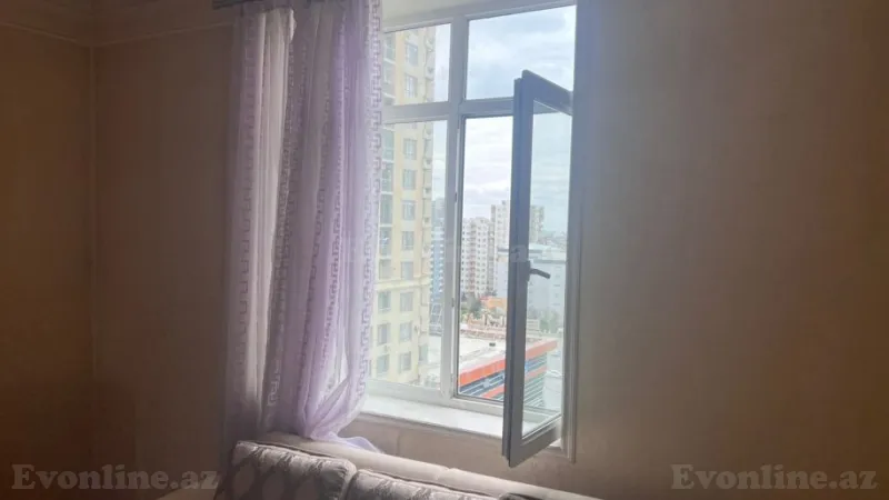 Kirayə verilir 2 otaqlı Mənzil Yeni tikili 75 m² İnşaatçılar m. - şəkil 11