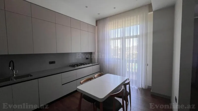 Kirayə verilir 2 otaqlı Mənzil Yeni tikili 110 m² Yasamal - şəkil 8
