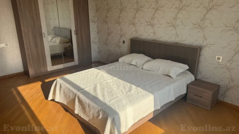 Kirayə verilir 3 otaqlı Mənzil Yeni tikili 130 m² Xətai r. - şəkil 2