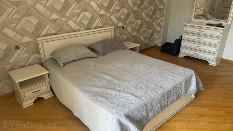 Kirayə verilir 3 otaqlı Mənzil Yeni tikili 130 m² Xətai r. - şəkil 4