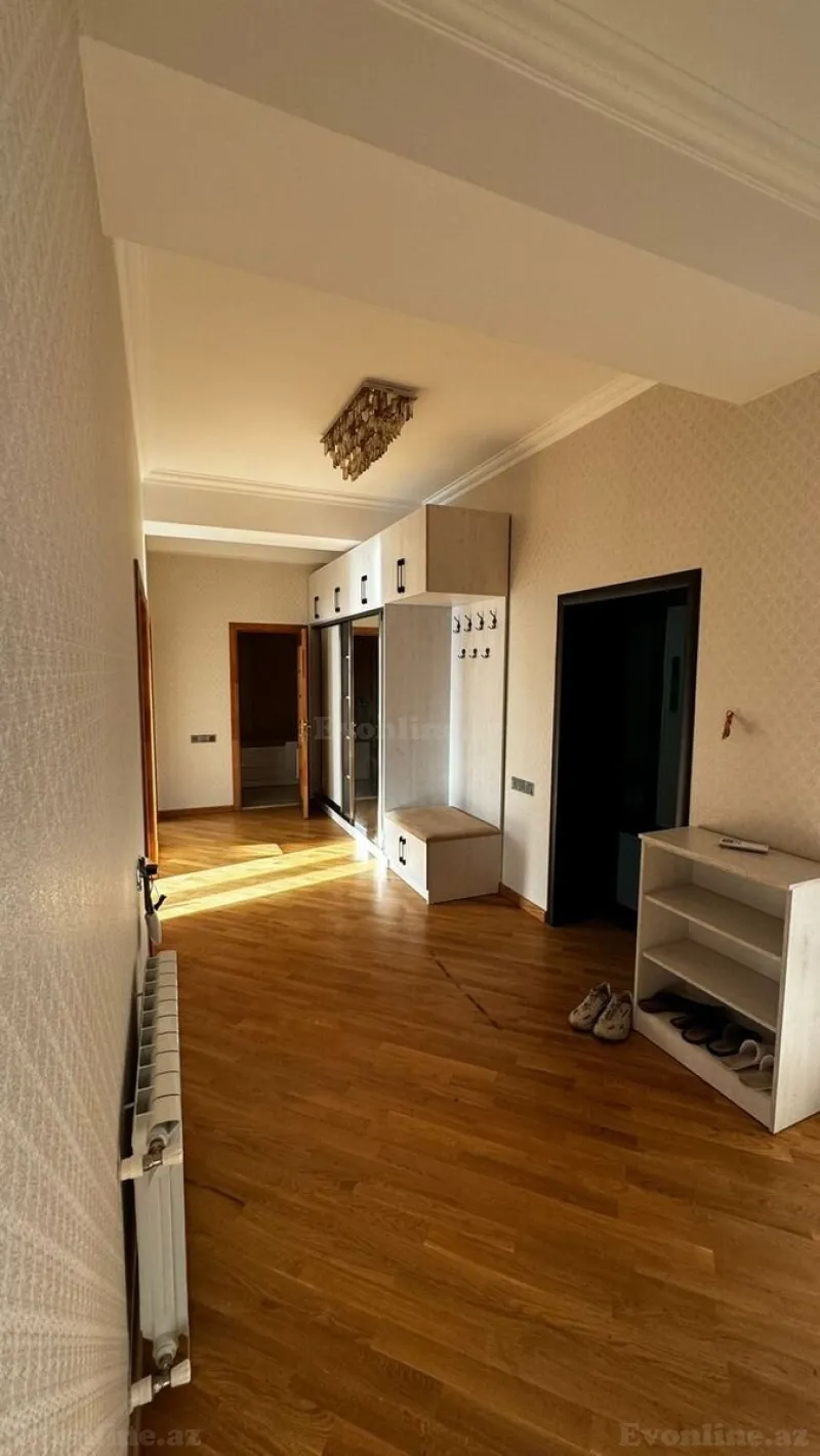 Kirayə verilir 3 otaqlı Mənzil Yeni tikili 130 m² Xətai r. - şəkil 9