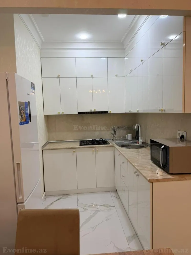 Kirayə verilir 2 otaqlı Mənzil Yeni tikili 65 m² 8 Noyabr m. - şəkil 6