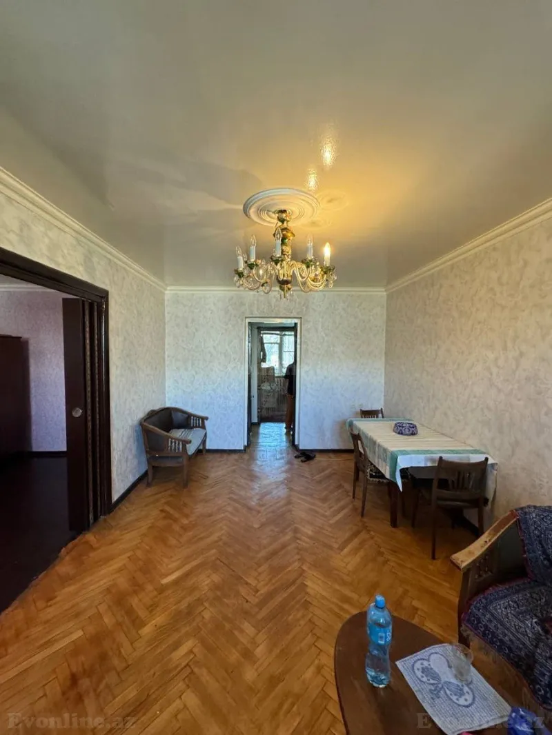 Satılır 3 otaqlı Mənzil Köhnə tikili 75 m² Nizami m. - şəkil 5
