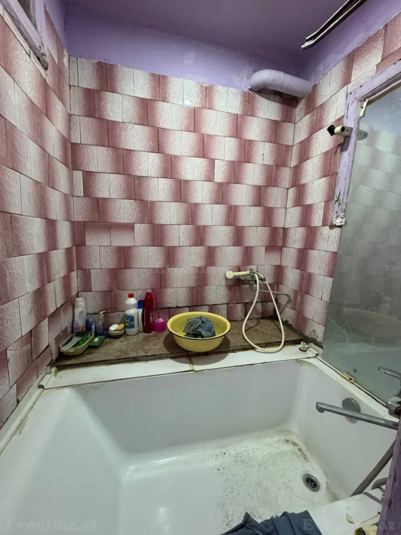 Satılır 3 otaqlı Mənzil Köhnə tikili 75 m² Nizami m. - şəkil 12