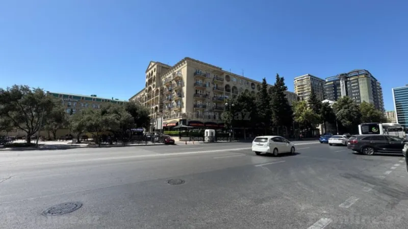Satılır 3 otaqlı Mənzil Köhnə tikili 75 m² Nizami m. - şəkil 17