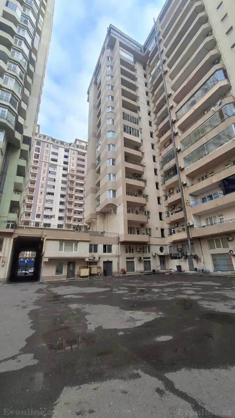 2 otaqlı Mənzil 82 m² Nəsimi r. Satılır