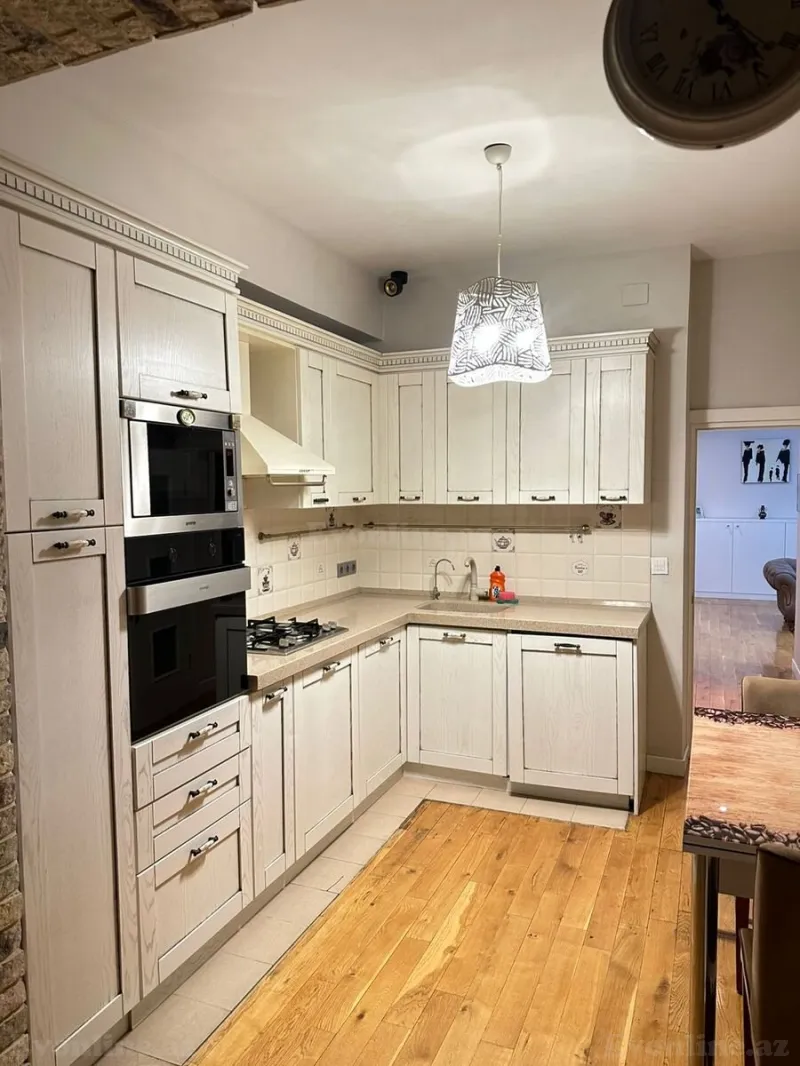 Kirayə verilir 3 otaqlı Mənzil Yeni tikili 120 m² İçərişəhər m. - şəkil 11