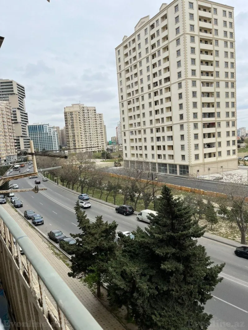 2 otaqlı Mənzil 74 m² Elmlər Akademiyası m. Satılır