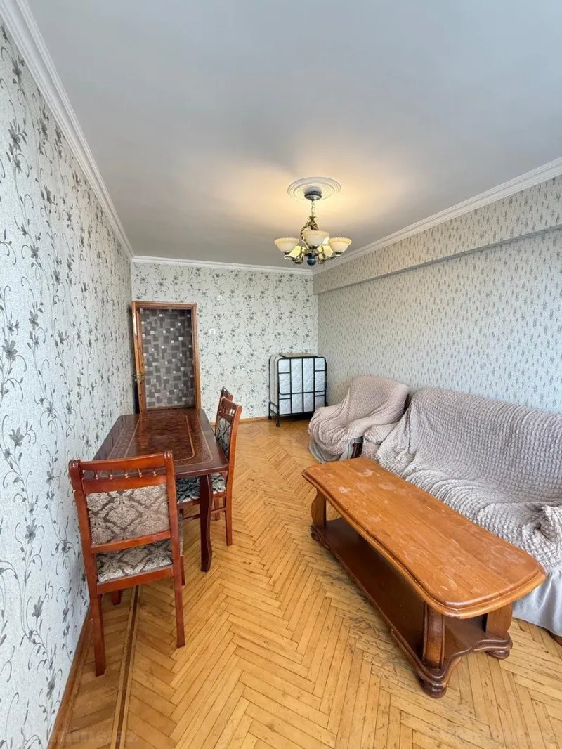 Satılır 2 otaqlı Mənzil Köhnə tikili 74 m² Elmlər Akademiyası m. - şəkil 3
