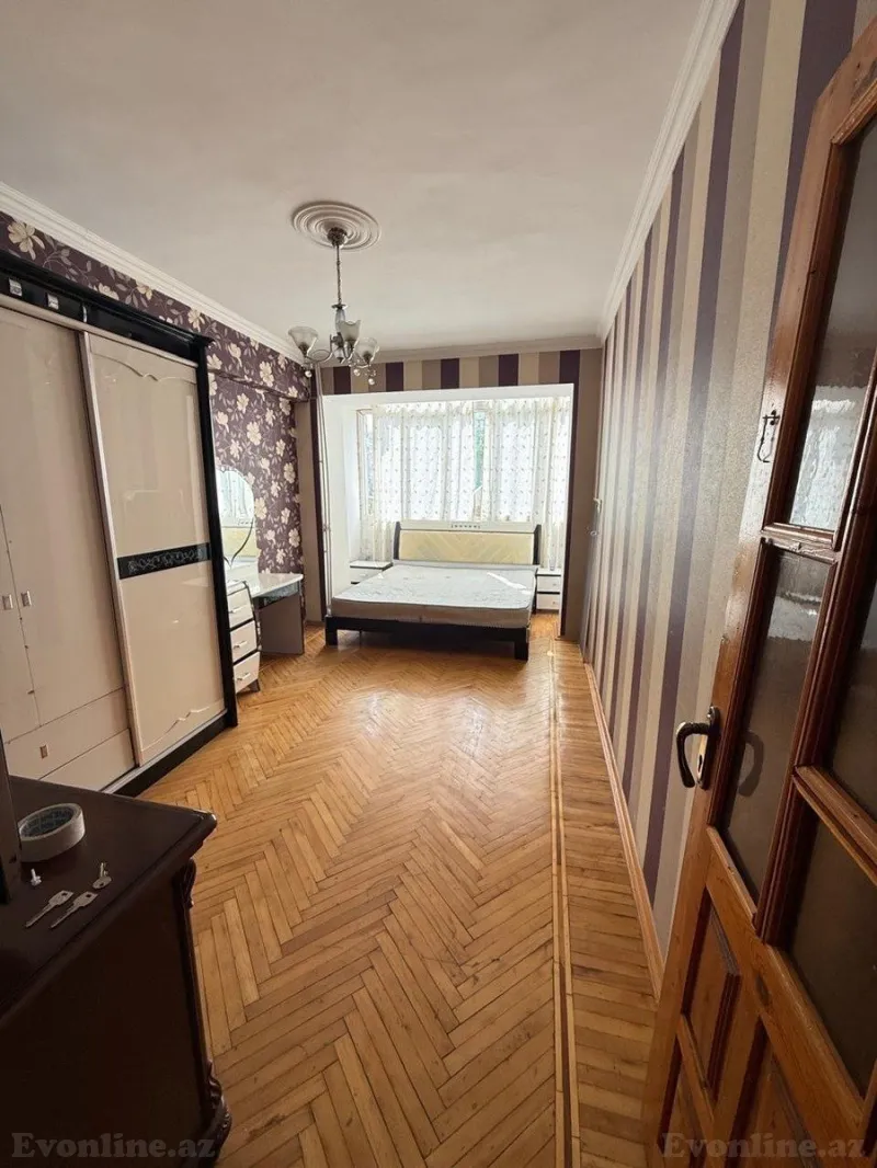 Satılır 2 otaqlı Mənzil Köhnə tikili 74 m² Elmlər Akademiyası m. - şəkil 8