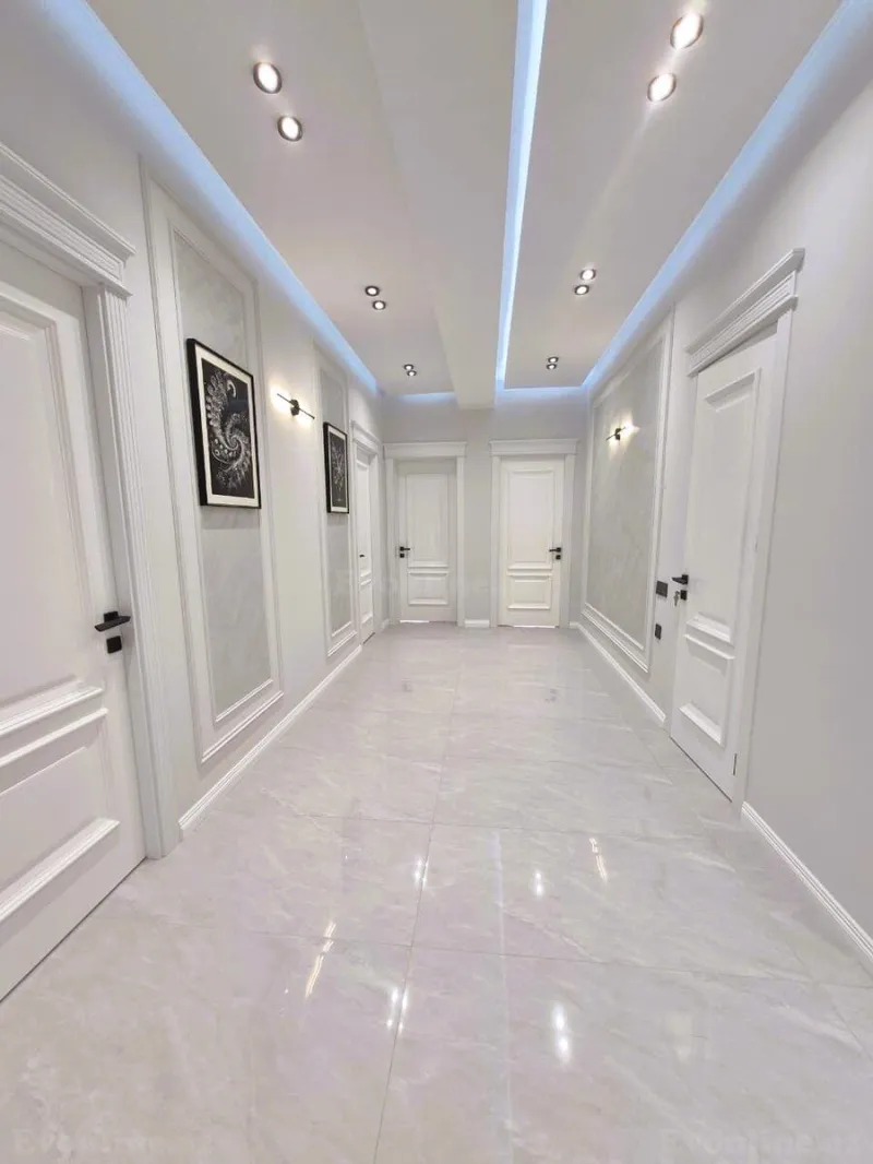 Satılır 3 otaqlı Mənzil Yeni tikili 131 m² 28 May m. - şəkil 14
