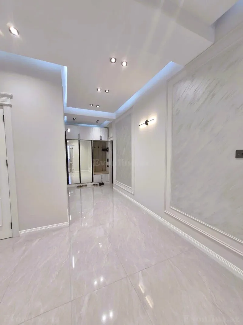 Satılır 3 otaqlı Mənzil Yeni tikili 131 m² 28 May m. - şəkil 15