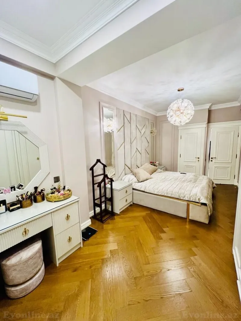 Satılır 4 otaqlı Mənzil Yeni tikili 140 m² Qara Qarayev m. - şəkil 4