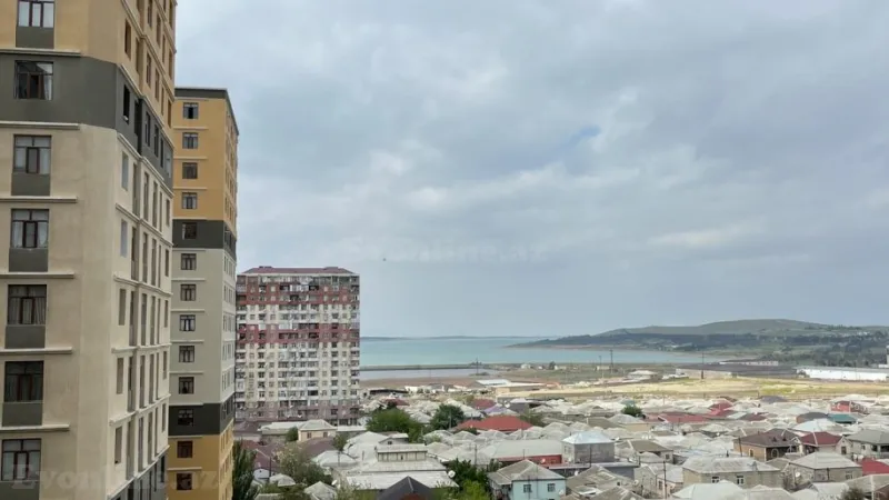 Kirayə verilir 3 otaqlı Mənzil Yeni tikili 100 m² Xırdalan