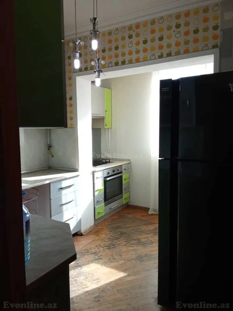 Kirayə verilir 4 otaqlı Mənzil Köhnə tikili 120 m² Yeni Yasamal - şəkil 7