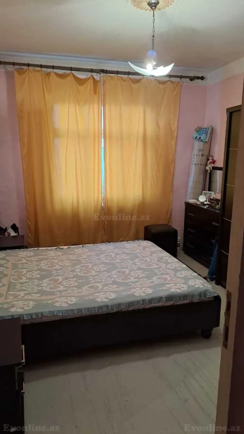 Satılır 5 otaqlı Mənzil Köhnə tikili 120 m² Suraxanı r. - şəkil 5