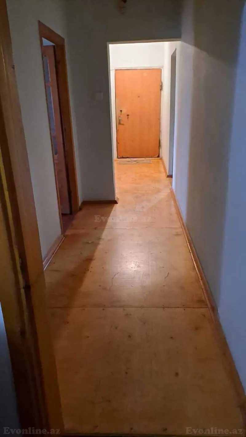 Satılır 5 otaqlı Mənzil Köhnə tikili 120 m² Suraxanı r. - şəkil 14