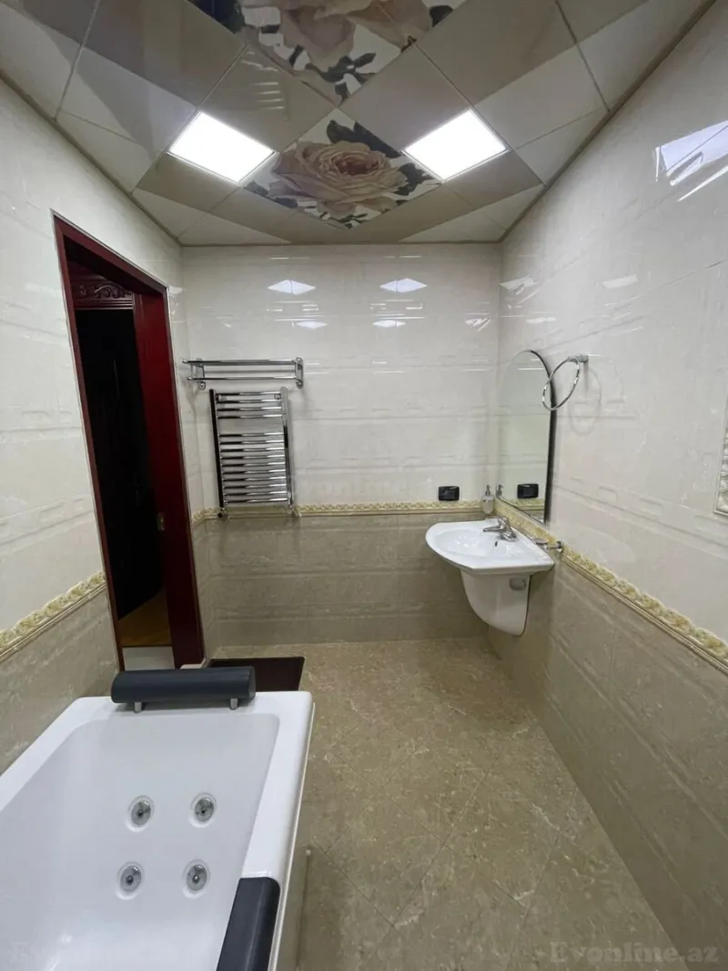 Kirayə verilir 2 otaqlı Mənzil Yeni tikili 95 m² Neftçilər m. - şəkil 10