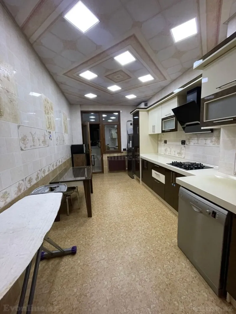 Kirayə verilir 2 otaqlı Mənzil Yeni tikili 95 m² Neftçilər m. - şəkil 14