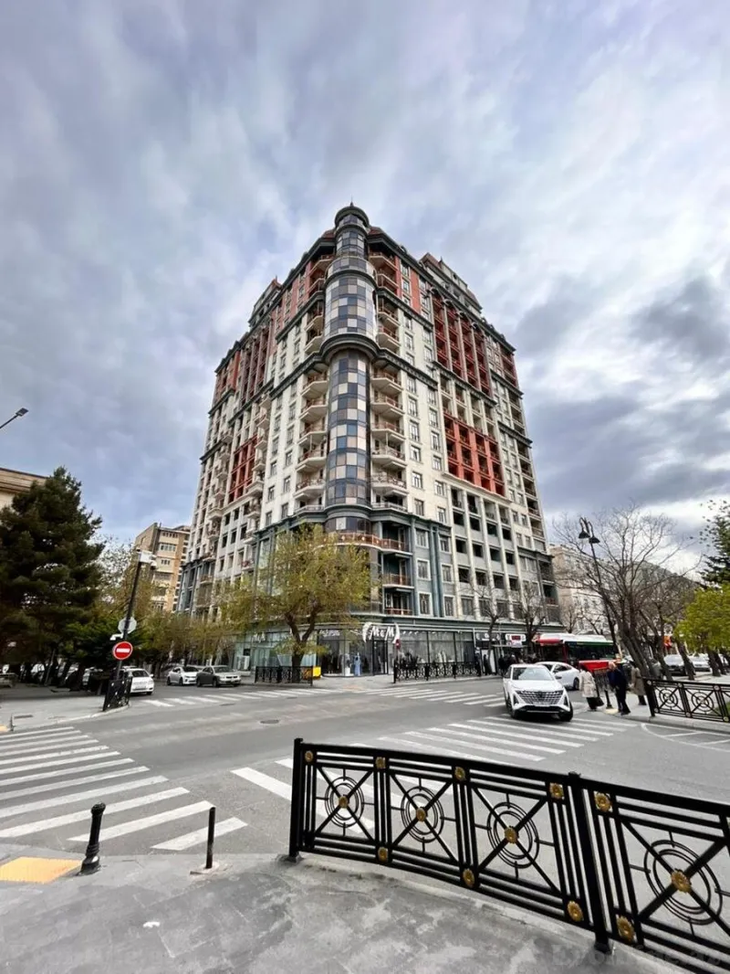 Satılır 2 otaqlı Mənzil Yeni tikili 82 m² Nəsimi r.