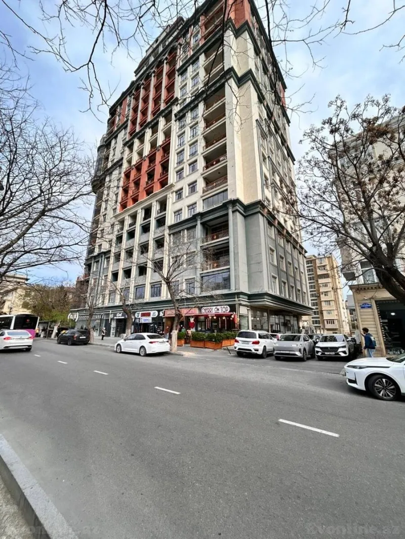 Satılır 2 otaqlı Mənzil Yeni tikili 82 m² Nəsimi r. - şəkil 2